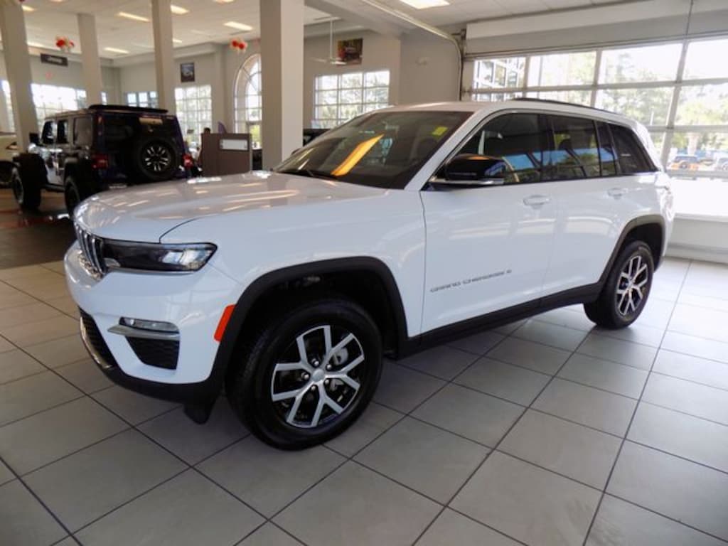 Certified 2025 Jeep Grand Cherokee Limited SUV