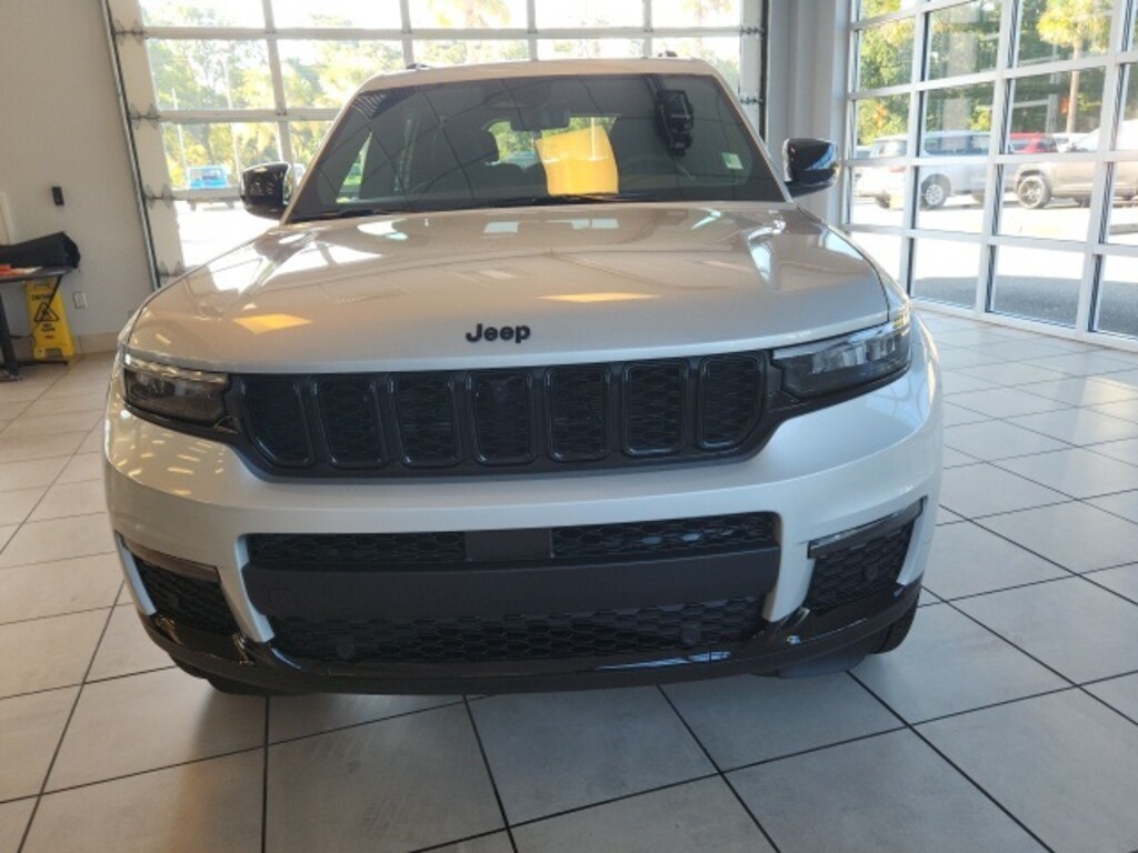 New 2025 Jeep Grand Cherokee L Limited Sport Utility
