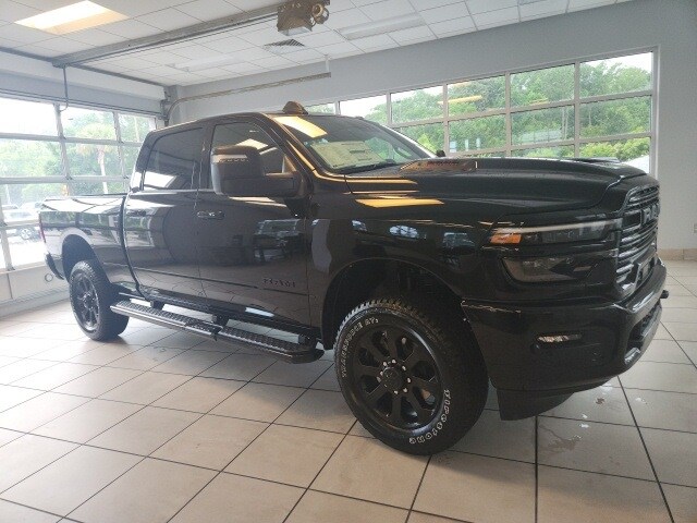 2025 Ram 2500 Laramie photo 2