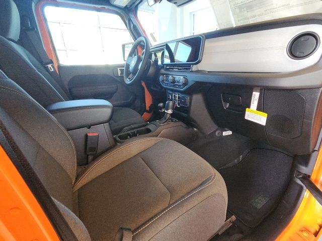 2025 Jeep Wrangler 4-Door Sport S - Photo 31