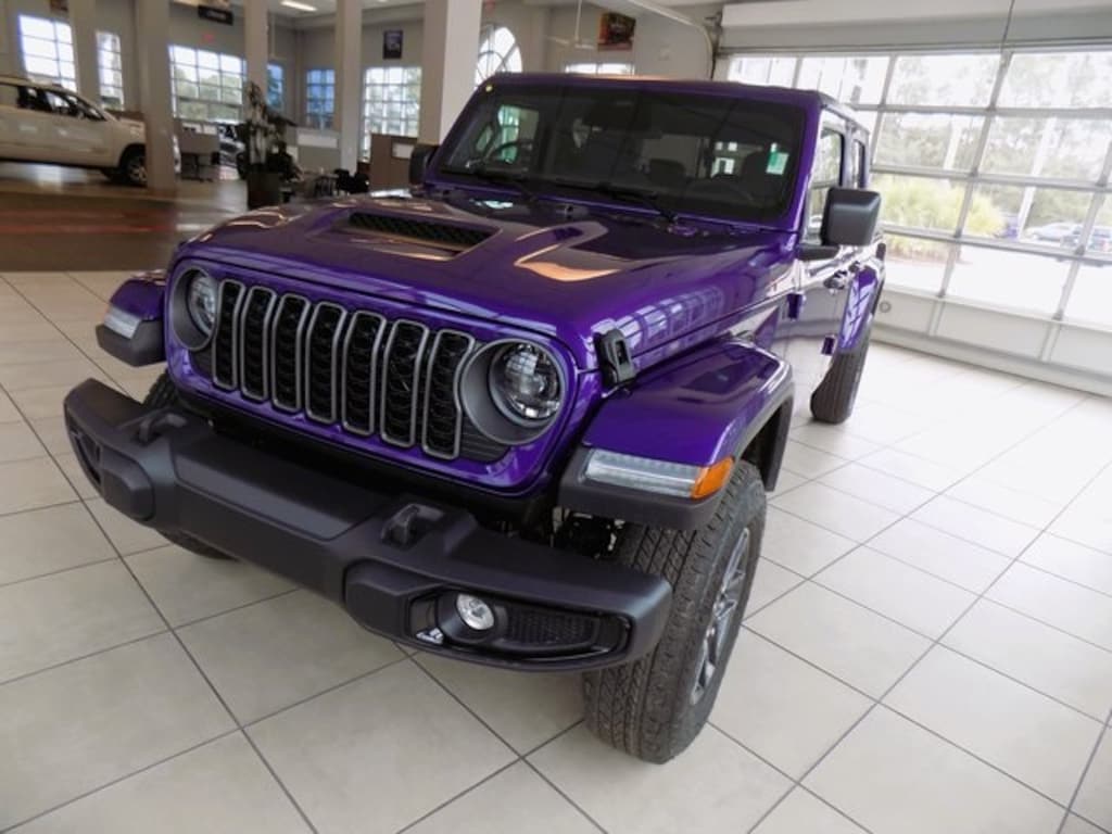 New 2026 Jeep Gladiator Sport S Pickup