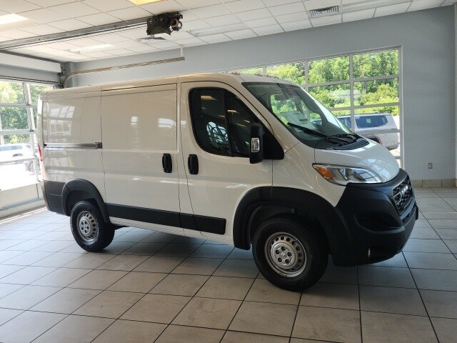 2025 Ram ProMaster 1500 Cargo Van photo 2