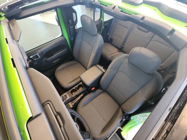 2025 Jeep Wrangler Sport photo 2