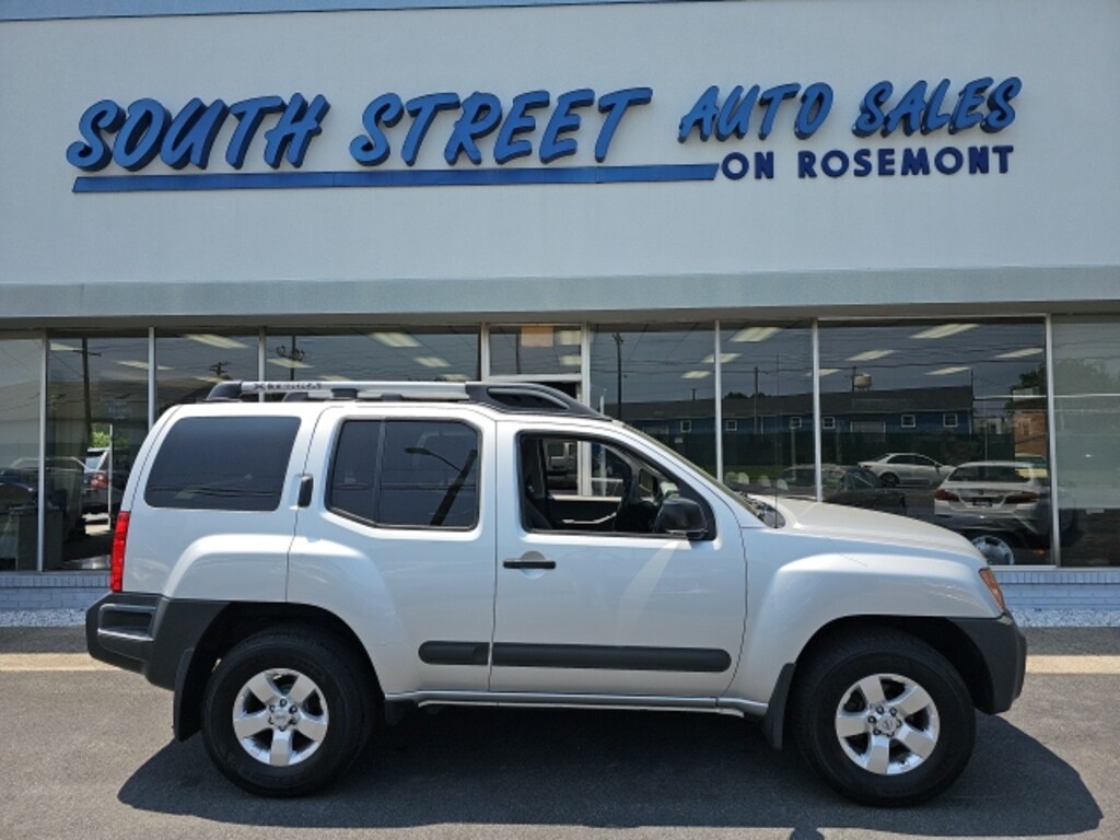 Used 2012 Nissan Xterra For Sale at South Street Auto Sales VIN