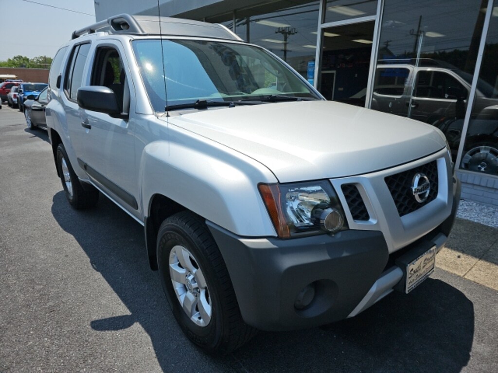 Used 2012 Nissan Xterra For Sale at South Street Auto Sales VIN