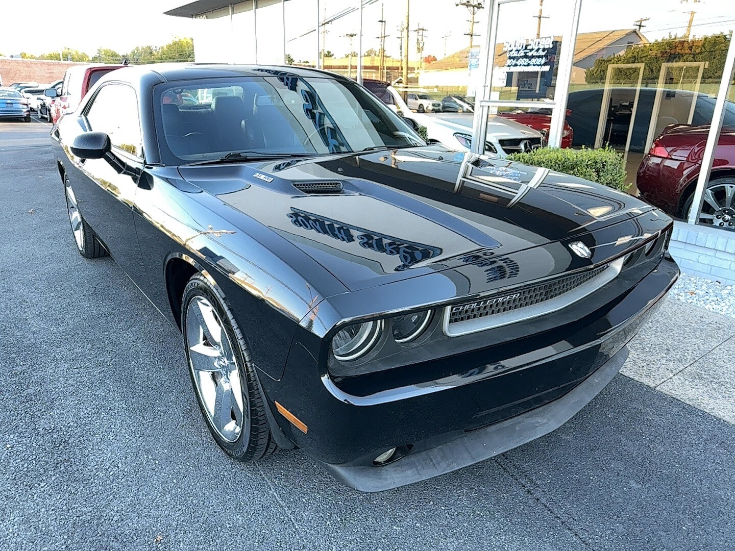 2010 Dodge Challenger R/T photo 2