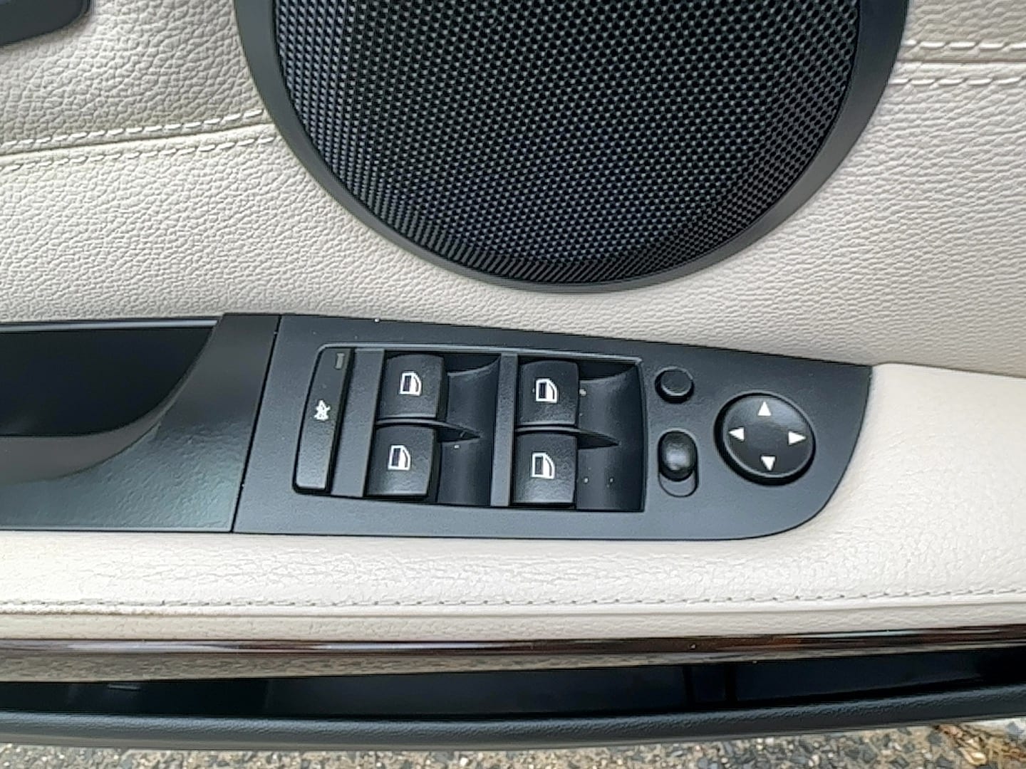 2011 BMW 3 Series 328i - Photo 15