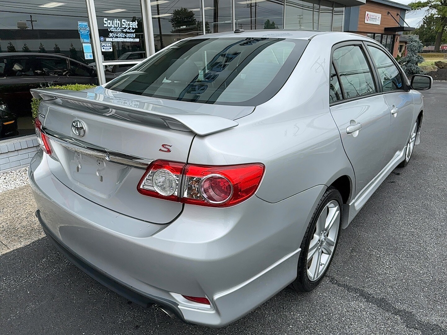 2013 Toyota Corolla S photo 3