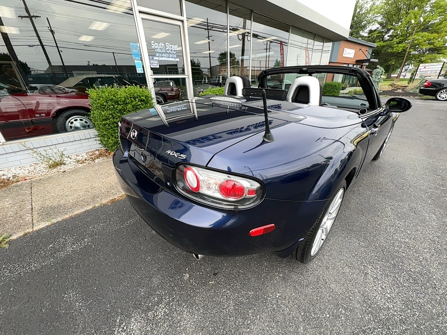 2007 Mazda MX-5 Miata Touring photo 3