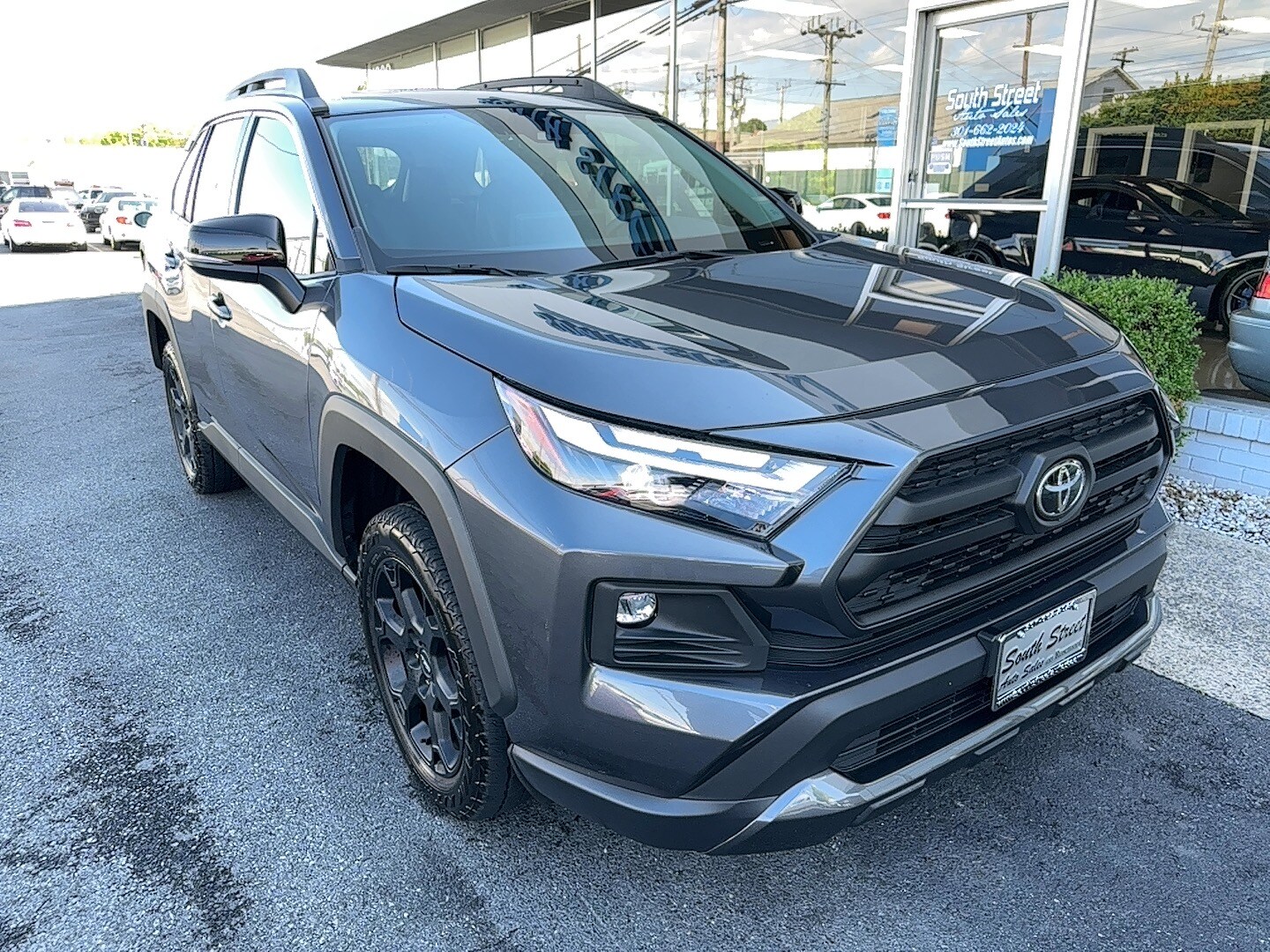 2023 Toyota RAV4 TRD photo 2