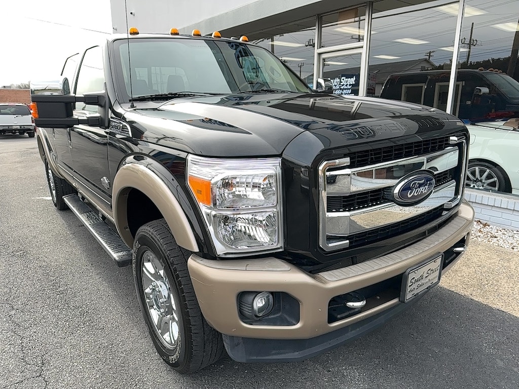 Used 2012 Ford F-250 Lariat/King Ranch Truck Crew Cab