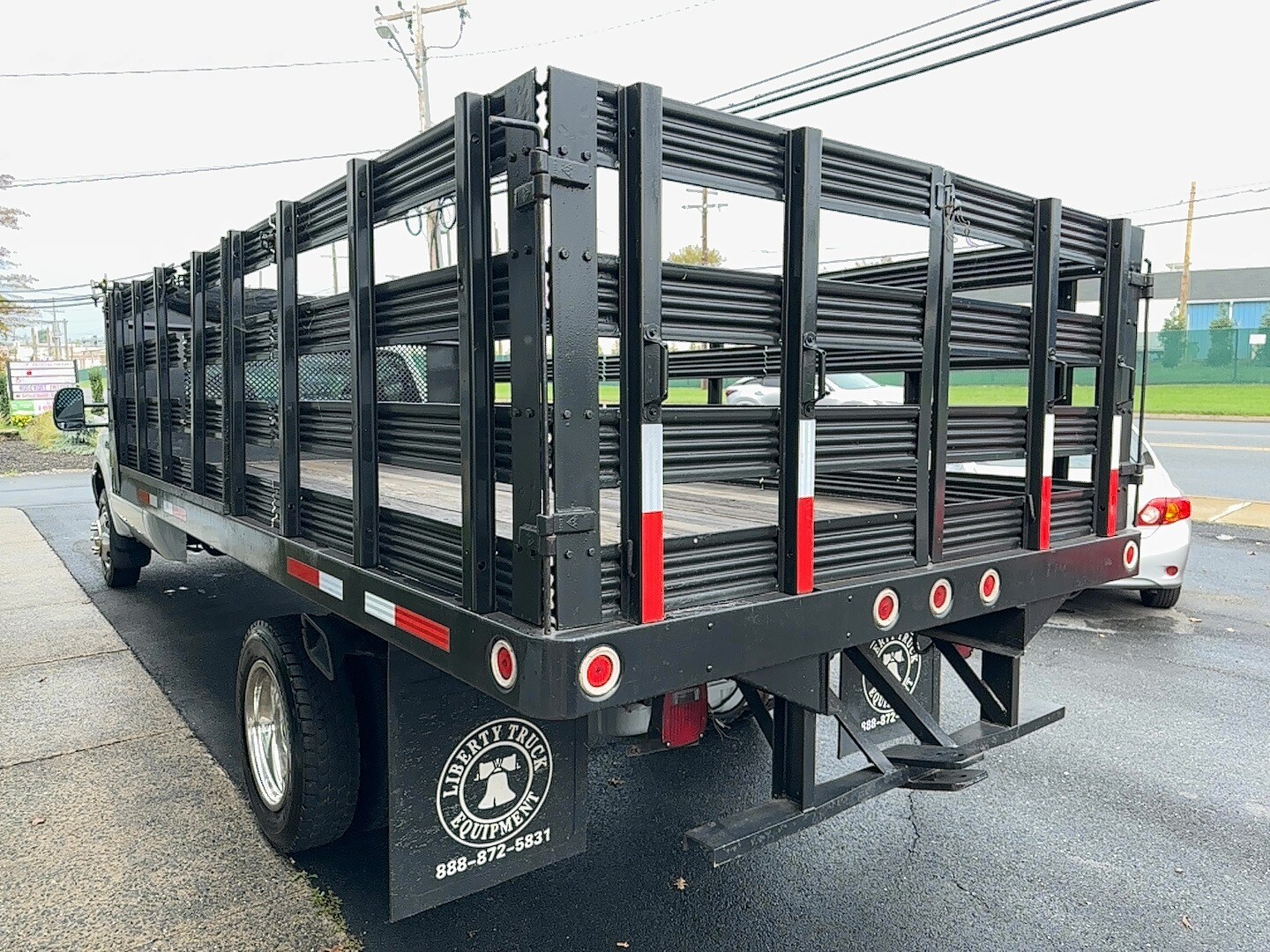 1999 Ford F-450 XL photo 4