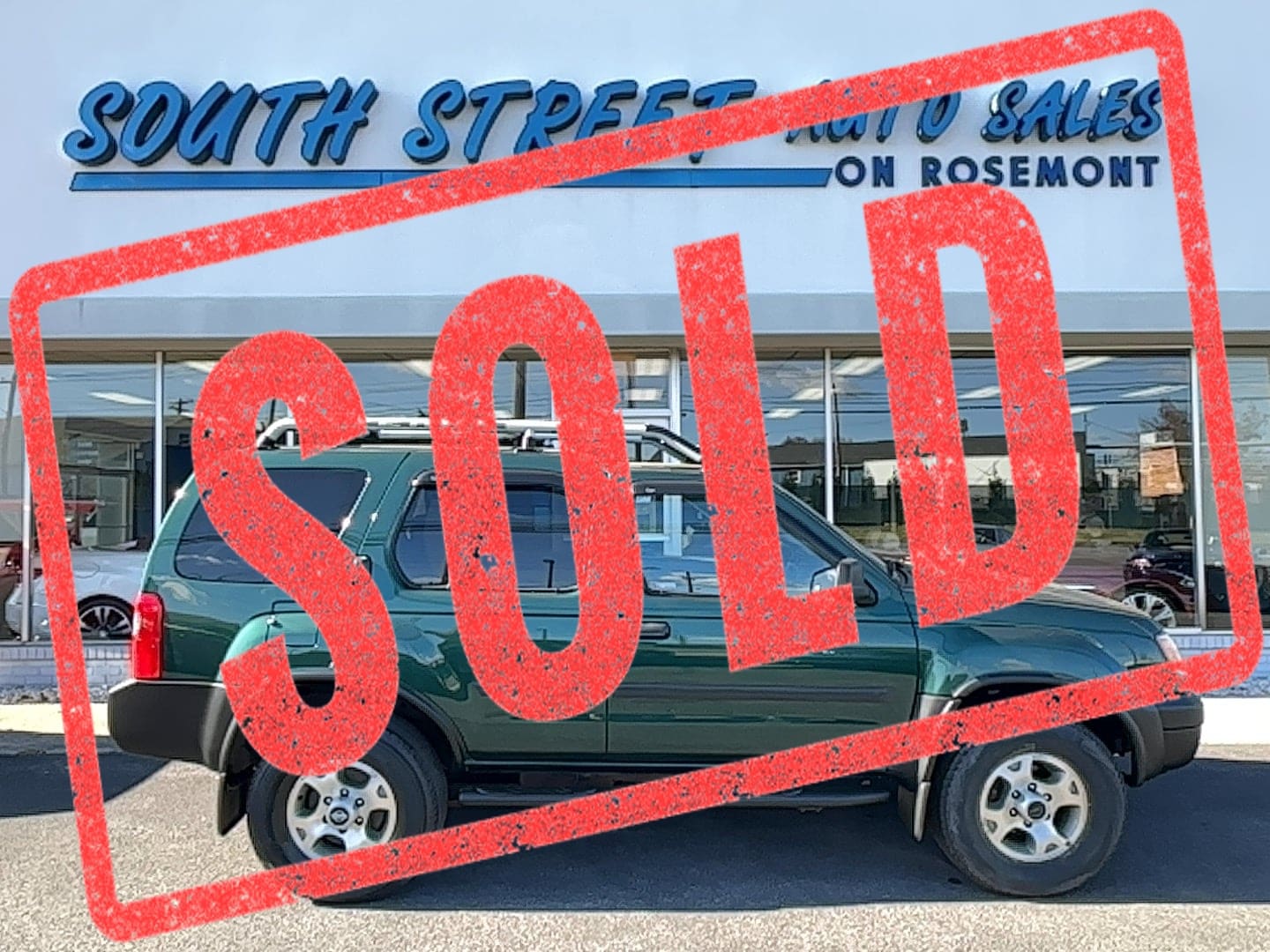 2001 Nissan Xterra XE's photo