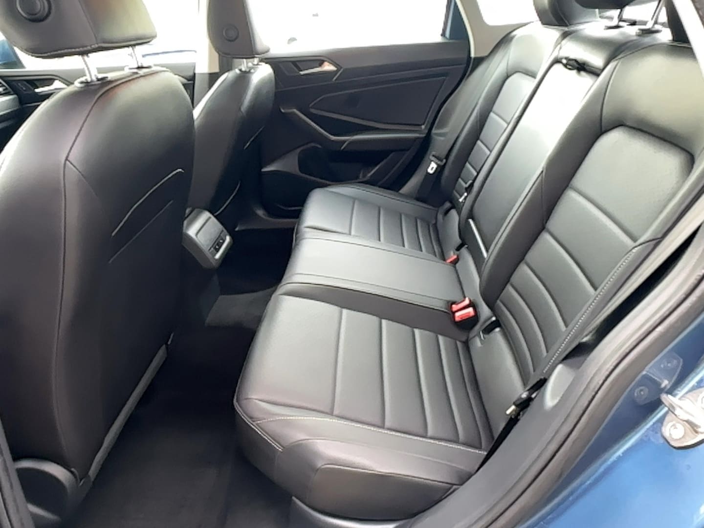 2021 Volkswagen Jetta SE - Photo 17