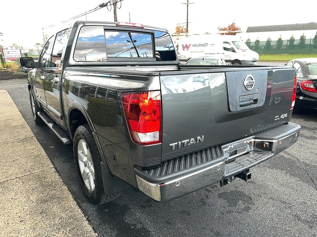 Used 2012 Nissan Titan SL Truck Crew Cab