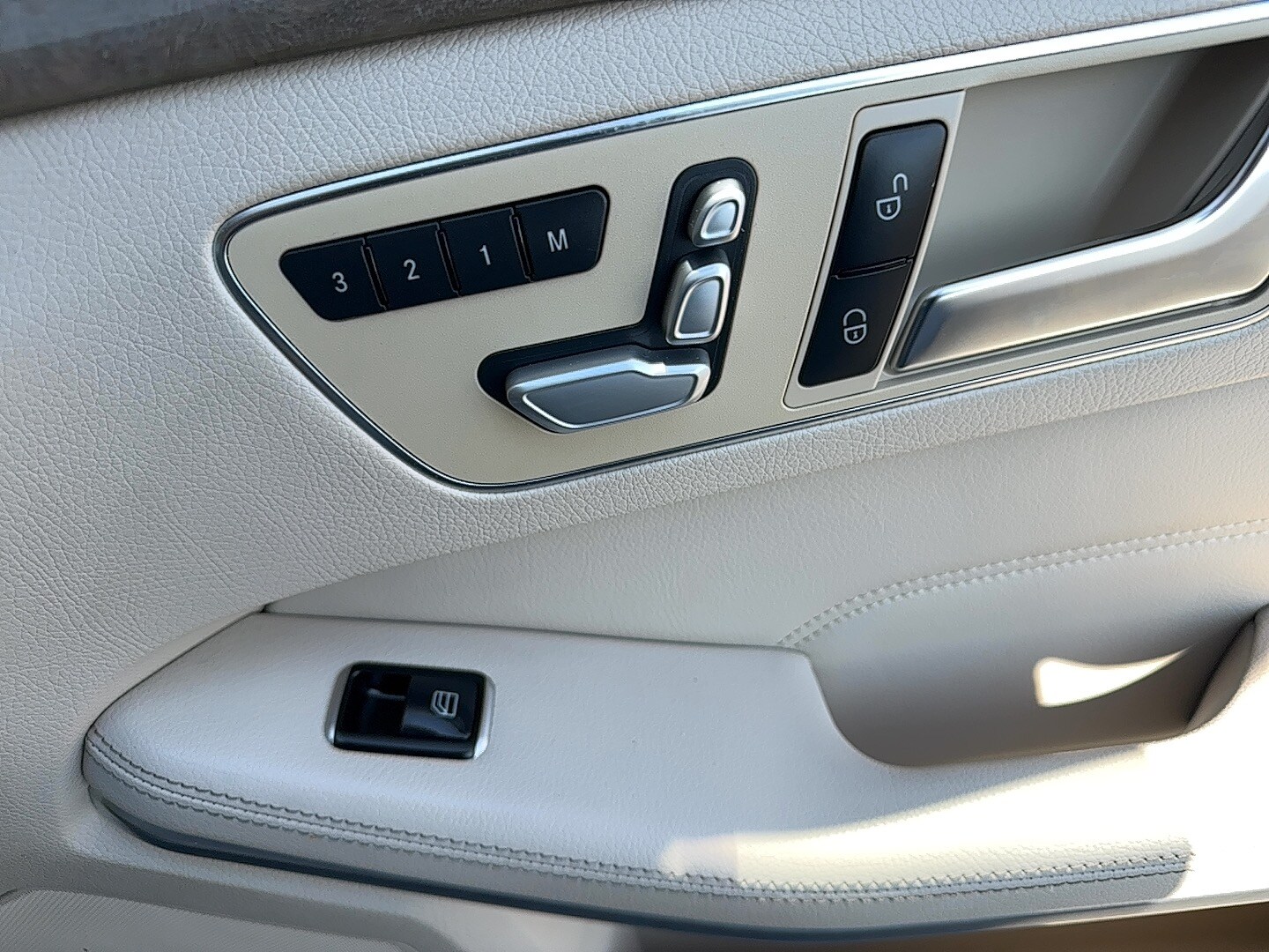 2014 Mercedes-Benz E-Class E350 Luxury - Photo 22