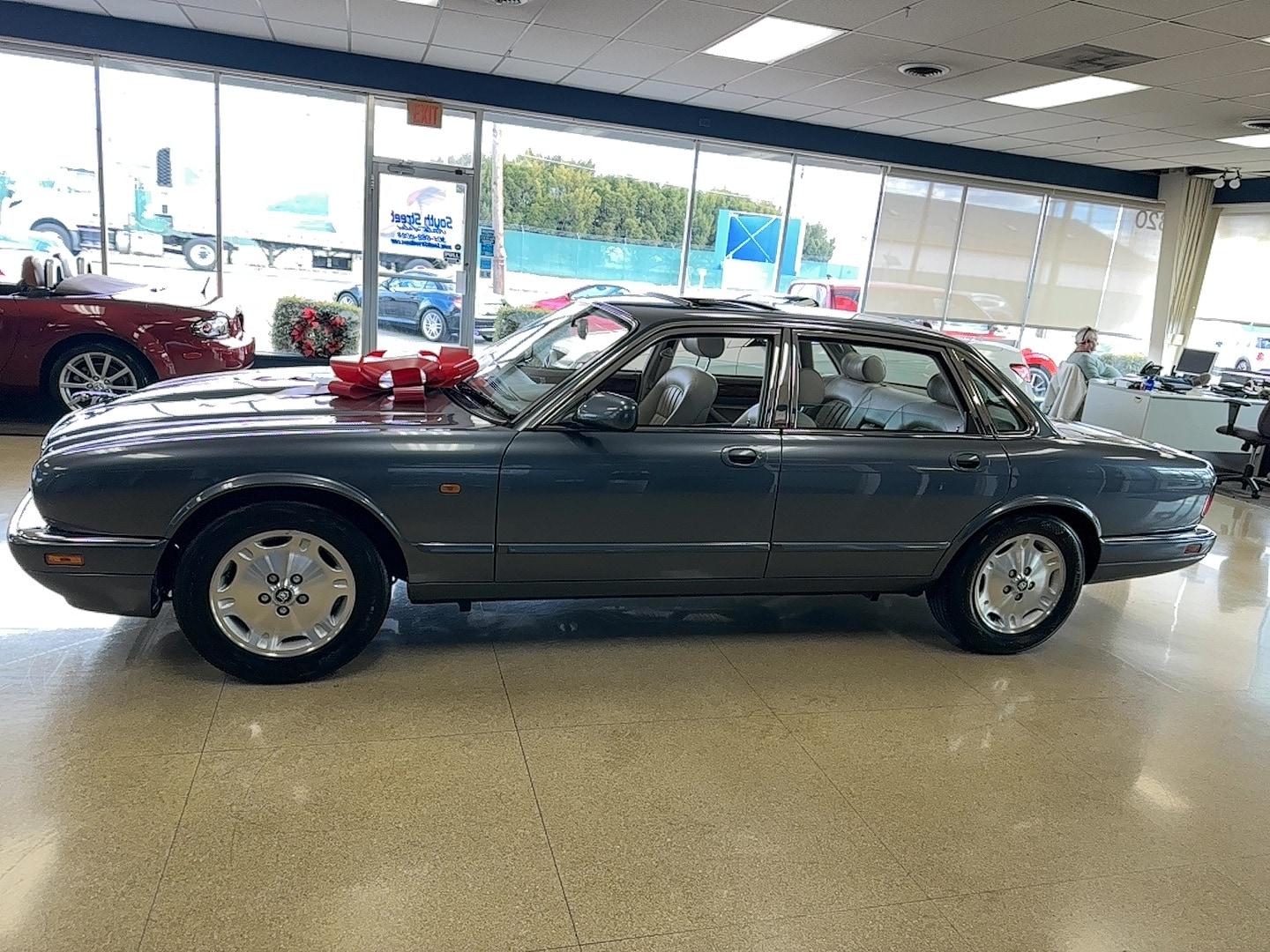 1997 Jaguar XJ Series XJ6's photo