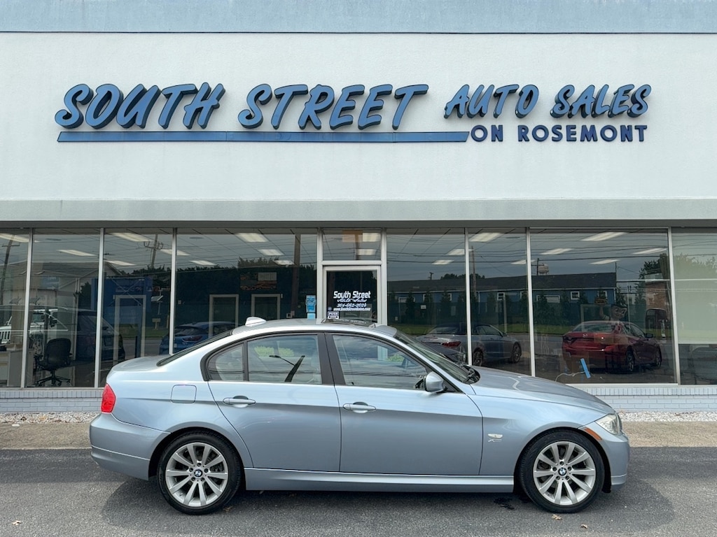 Used 2011 BMW 328i xDrive Sedan
