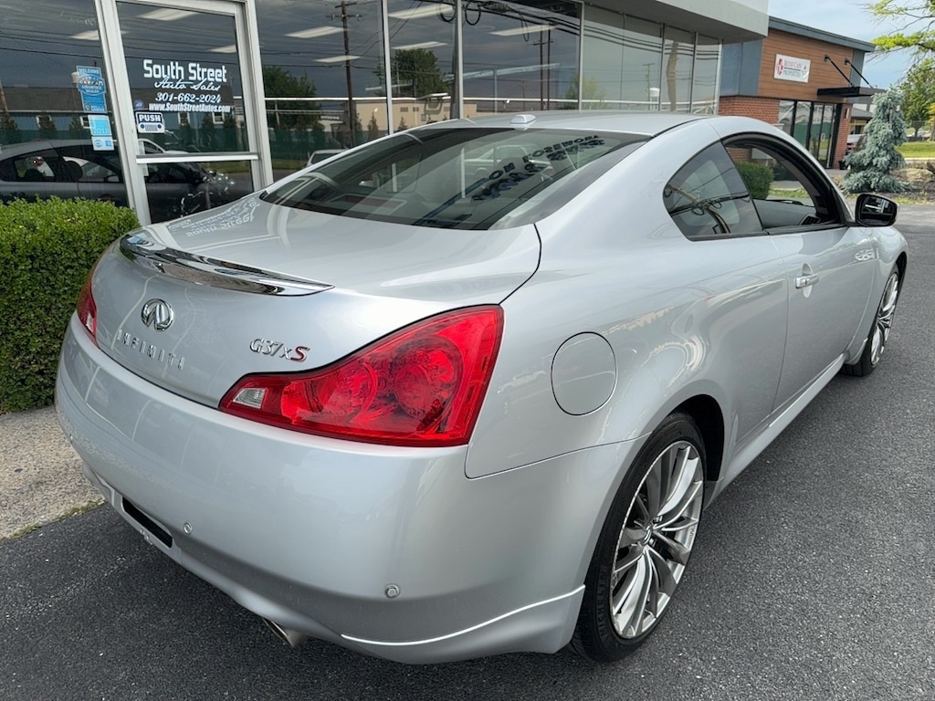 Used 2011 INFINITI G37x Base Coupe