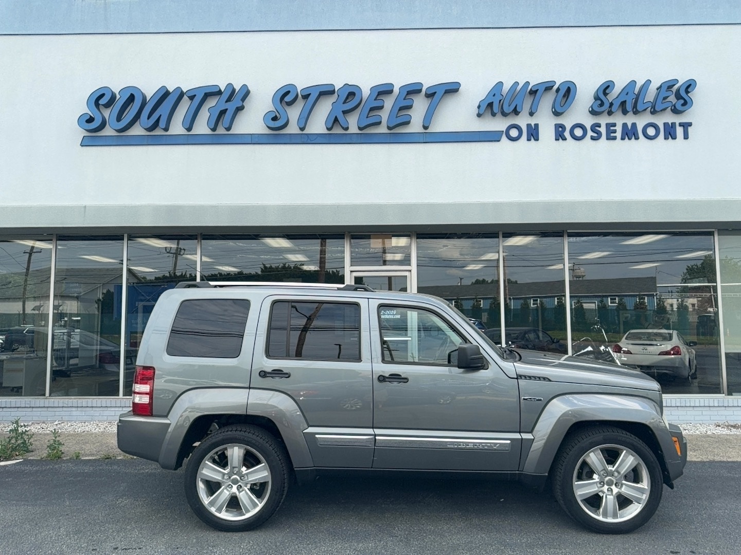 2012 Jeep Liberty Limited Jet Edition 4WD's photo