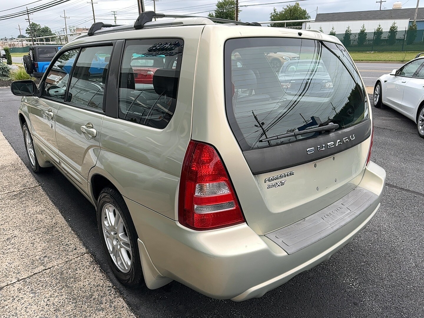 2005 Subaru Forester XT photo 3