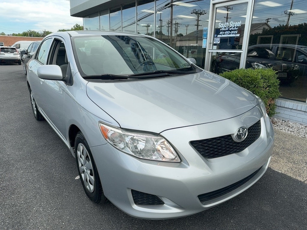 Used 2010 Toyota Corolla LE Sedan