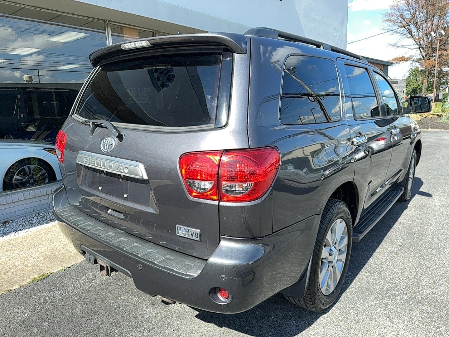 2012 Toyota Sequoia Limited photo 3