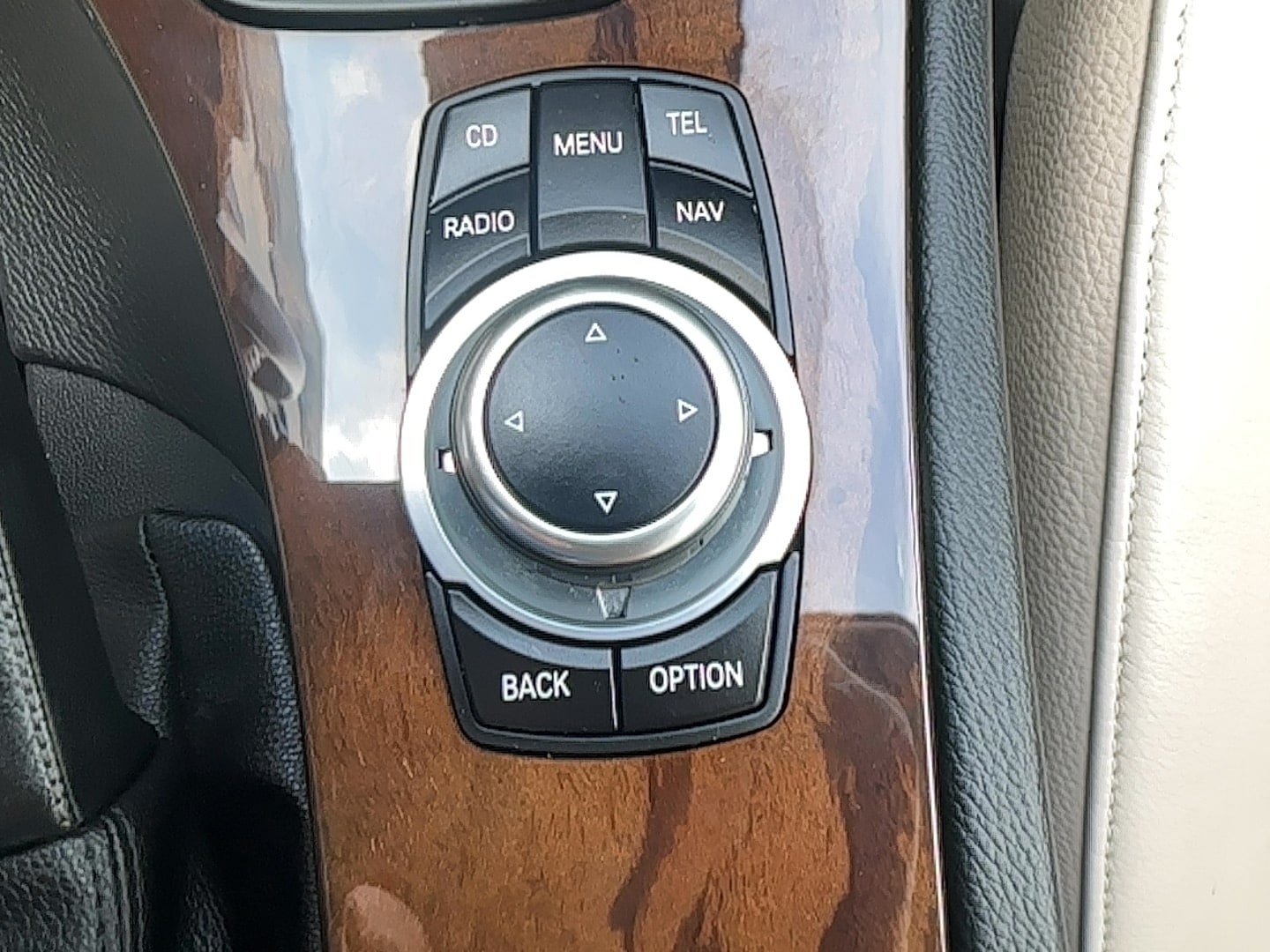 2011 BMW 3 Series 328i - Photo 10