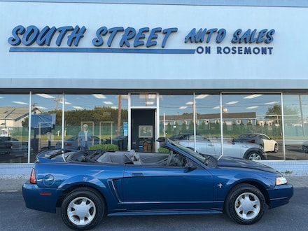 2000 Ford Mustang Convertible  Convertible