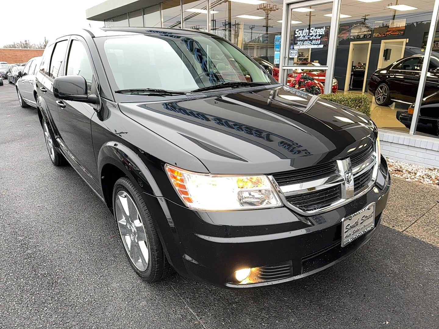 2009 Dodge Journey SXT photo 2