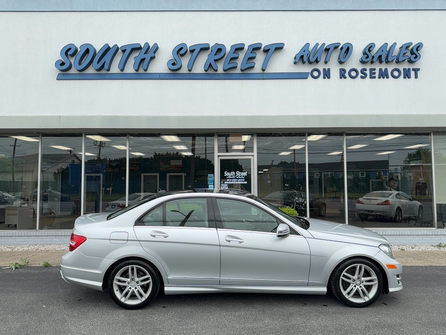 2013 Mercedes-Benz C-Class's photo