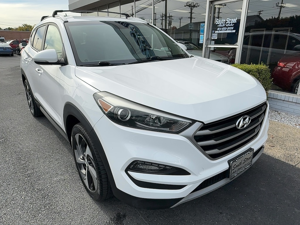 Used 2017 Hyundai Tucson Sport SUV