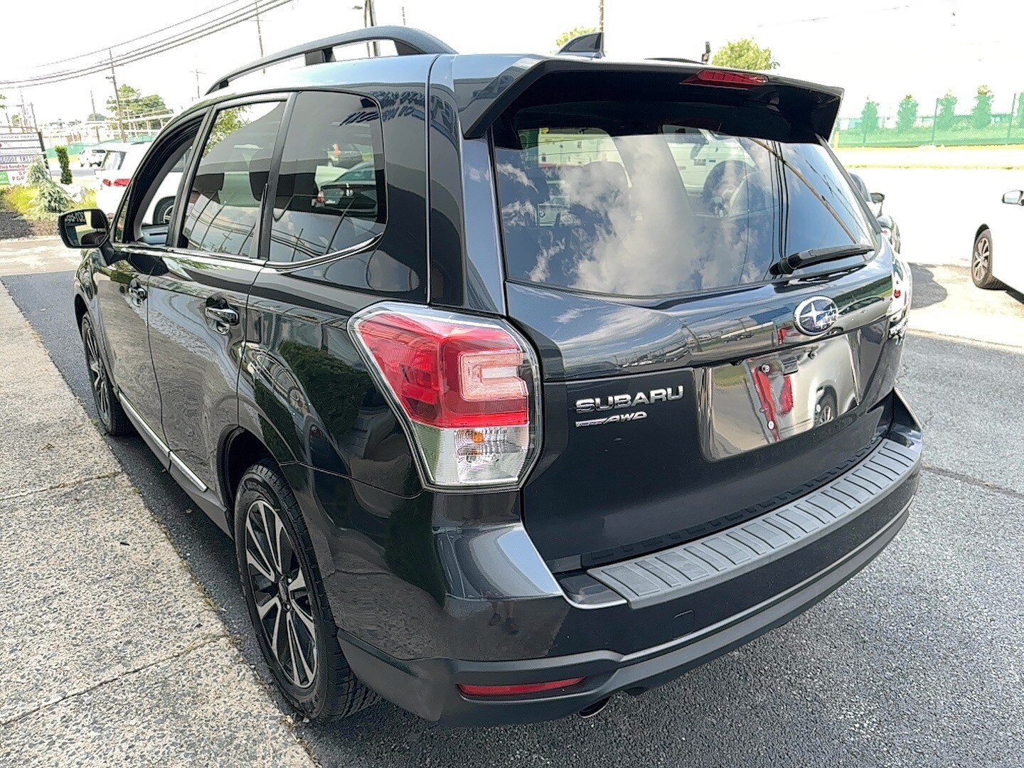 2017 Subaru Forester 2.0XT Touring photo 4