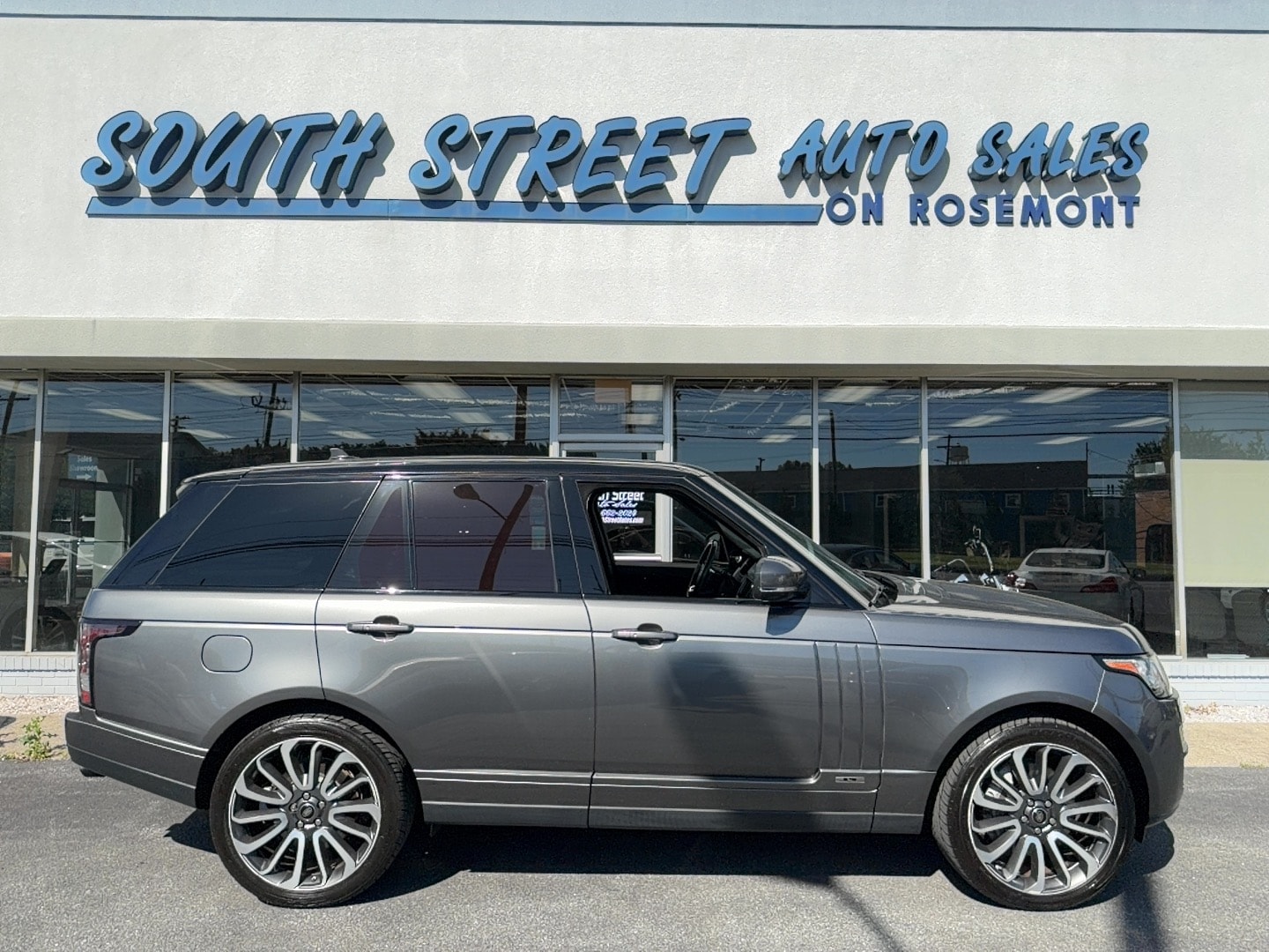 2016 Land Rover Range Rover V8 Supercharged's photo