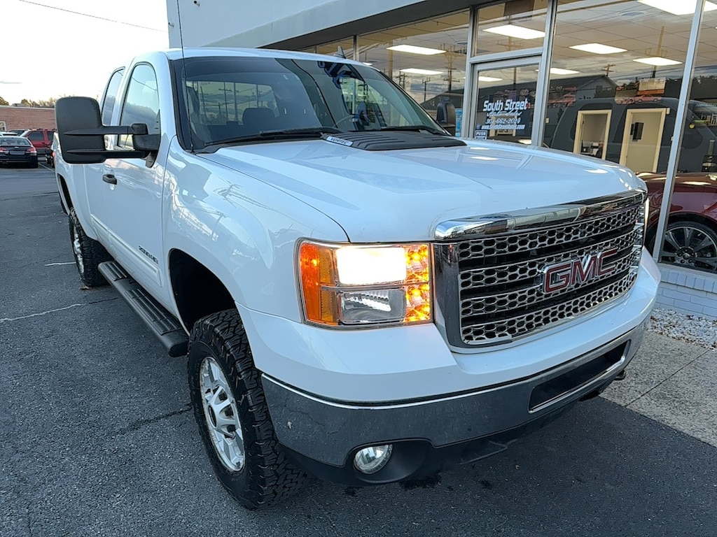 Used 2011 GMC Sierra 2500HD SLE Truck Extended Cab
