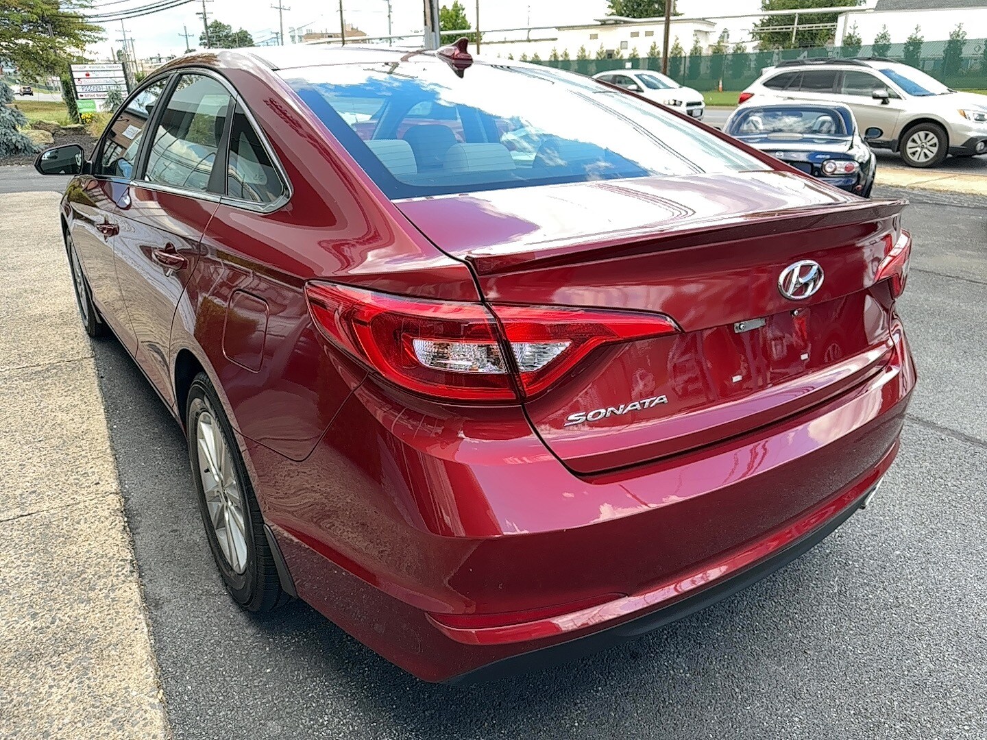 2015 Hyundai Sonata SE photo 2