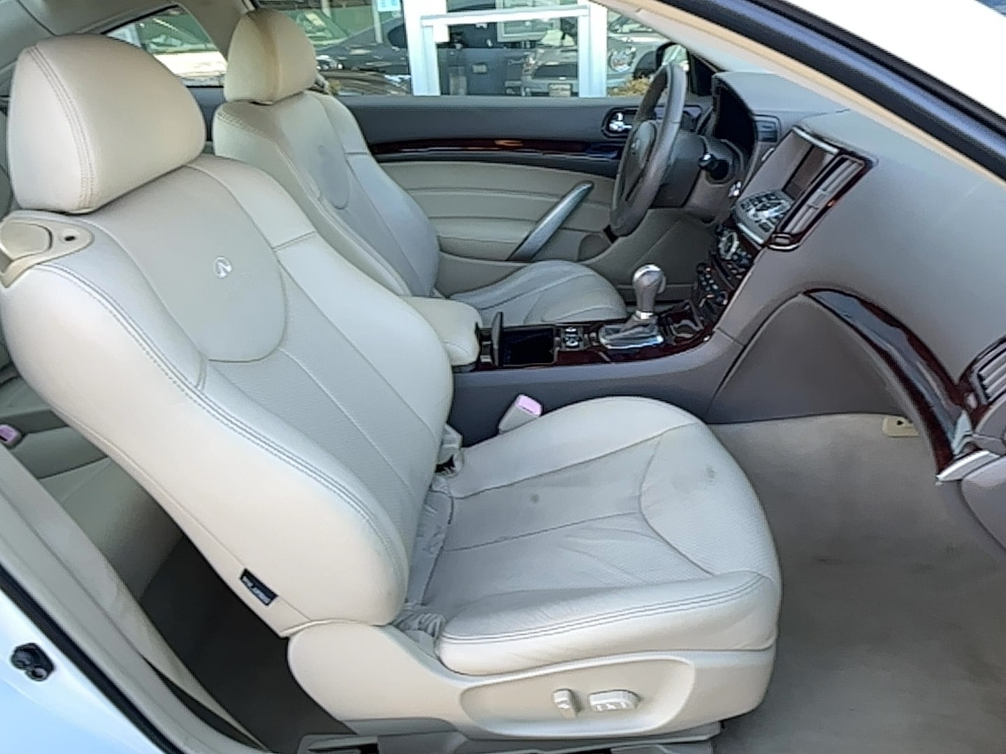 2009 INFINITI G Coupe 37x - Photo 19