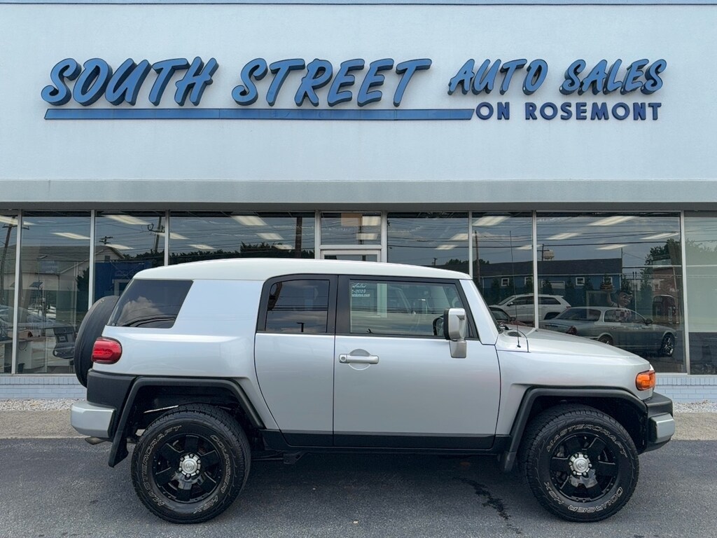 Used 2007 Toyota FJ Cruiser Base SUV