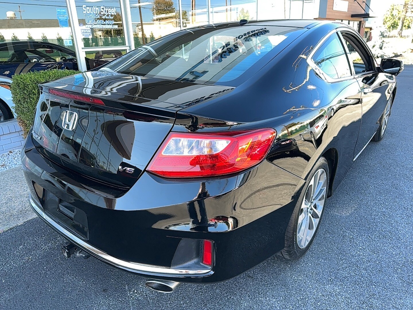 2015 Honda Accord EX-L V6 photo 3