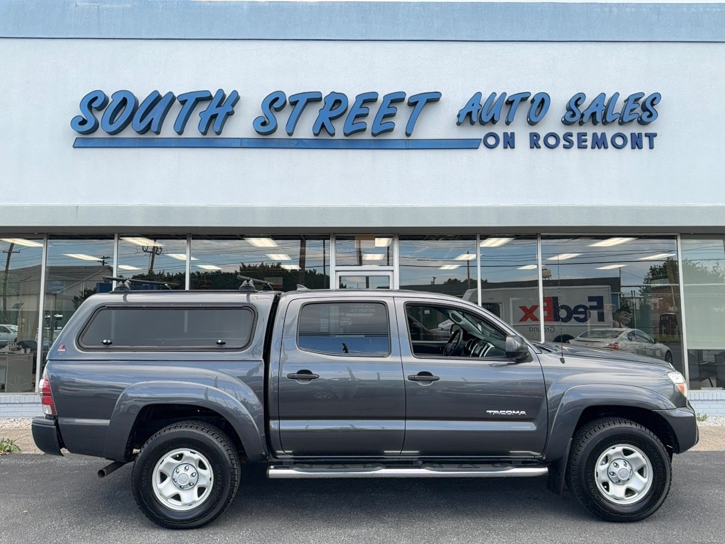 2014 Toyota Tacoma 4x4 Doublecab V6 AT's photo