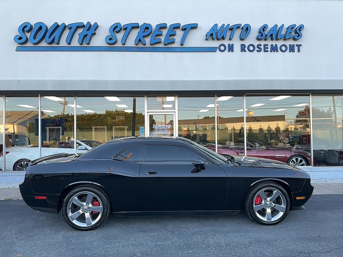 2010 Dodge Challenger R/T's photo