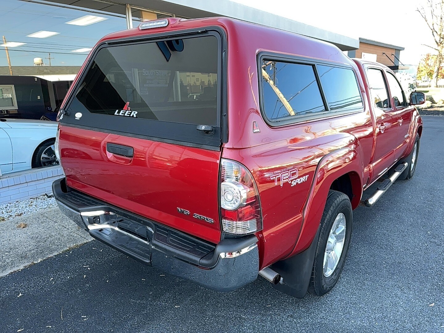 2010 Toyota Tacoma Base V6 photo 3