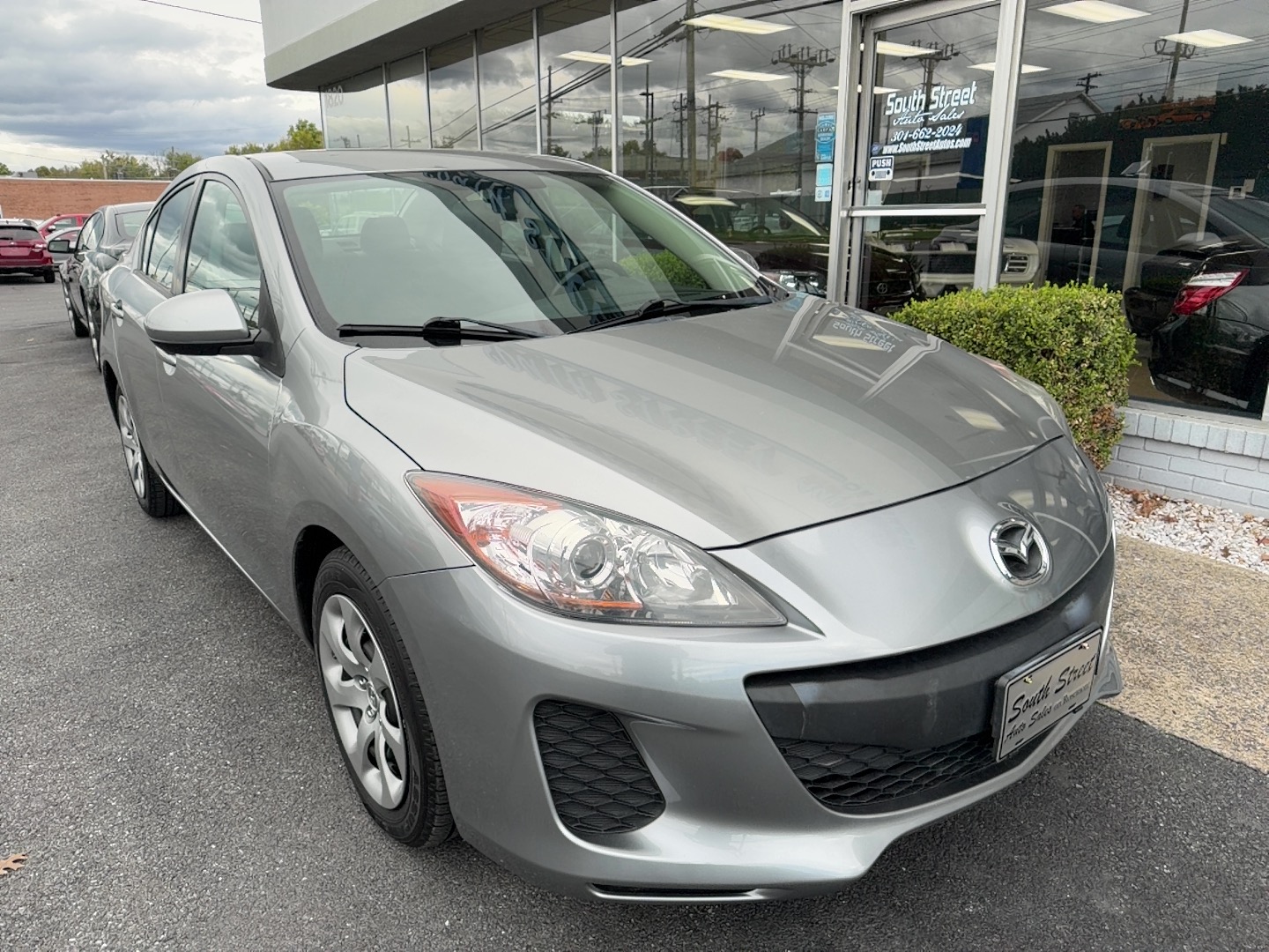 Used 2012 Mazda Mazda3 i Sport Sedan