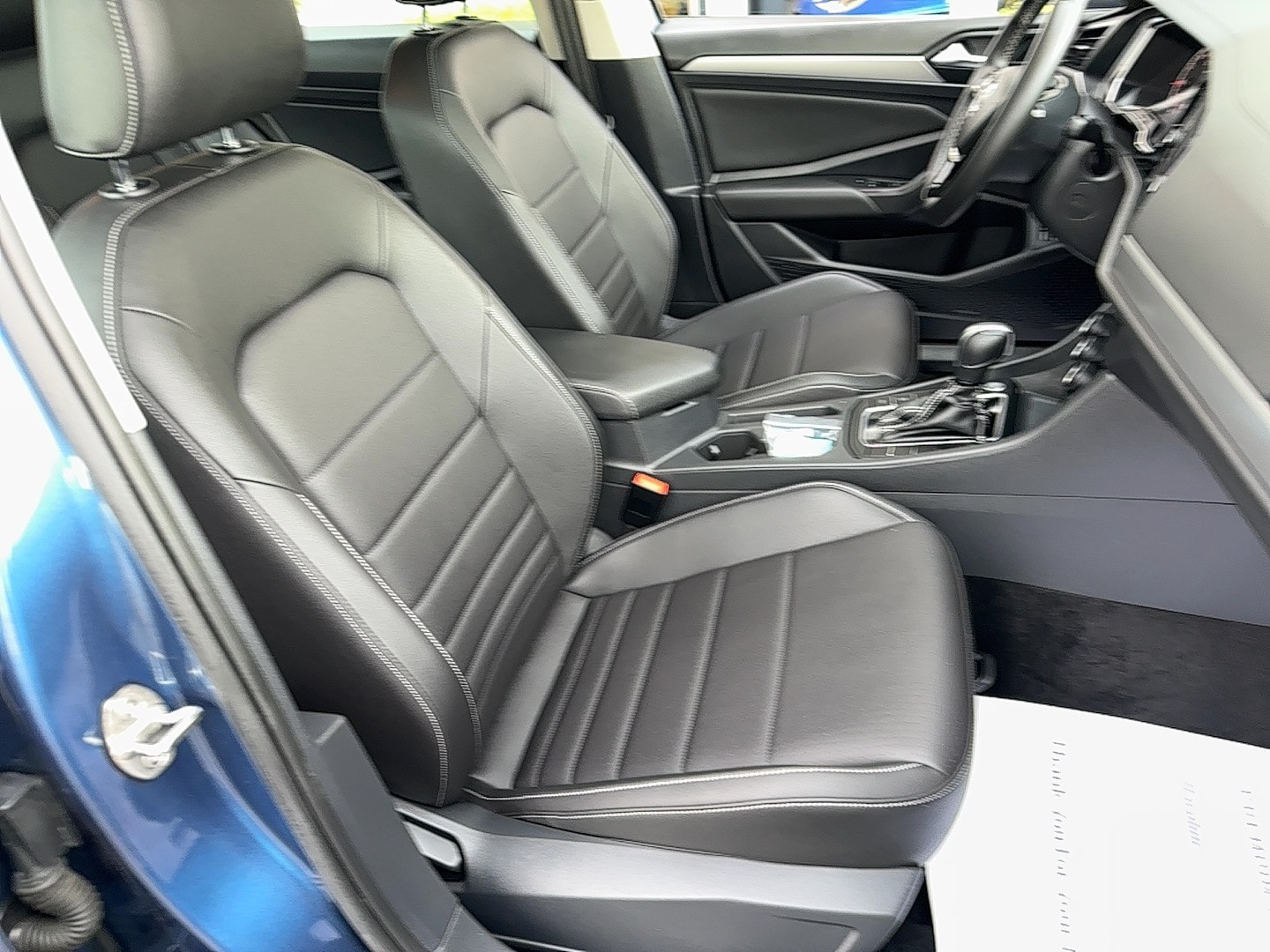 2021 Volkswagen Jetta SE - Photo 21