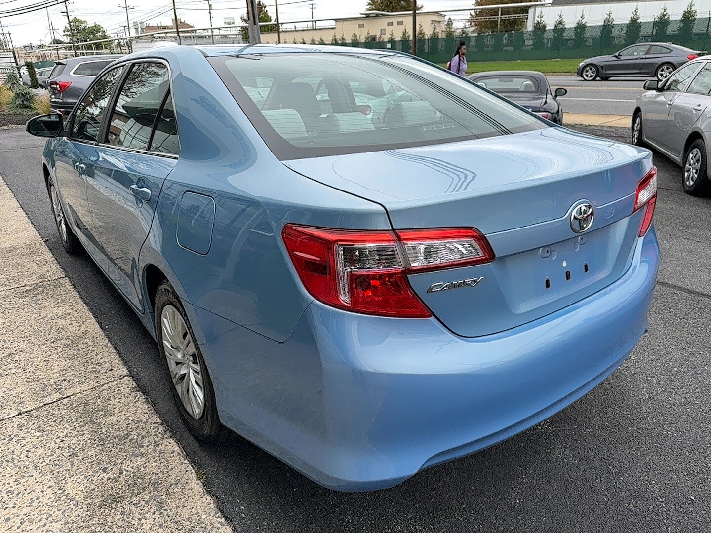 2012 Toyota Camry L photo 4