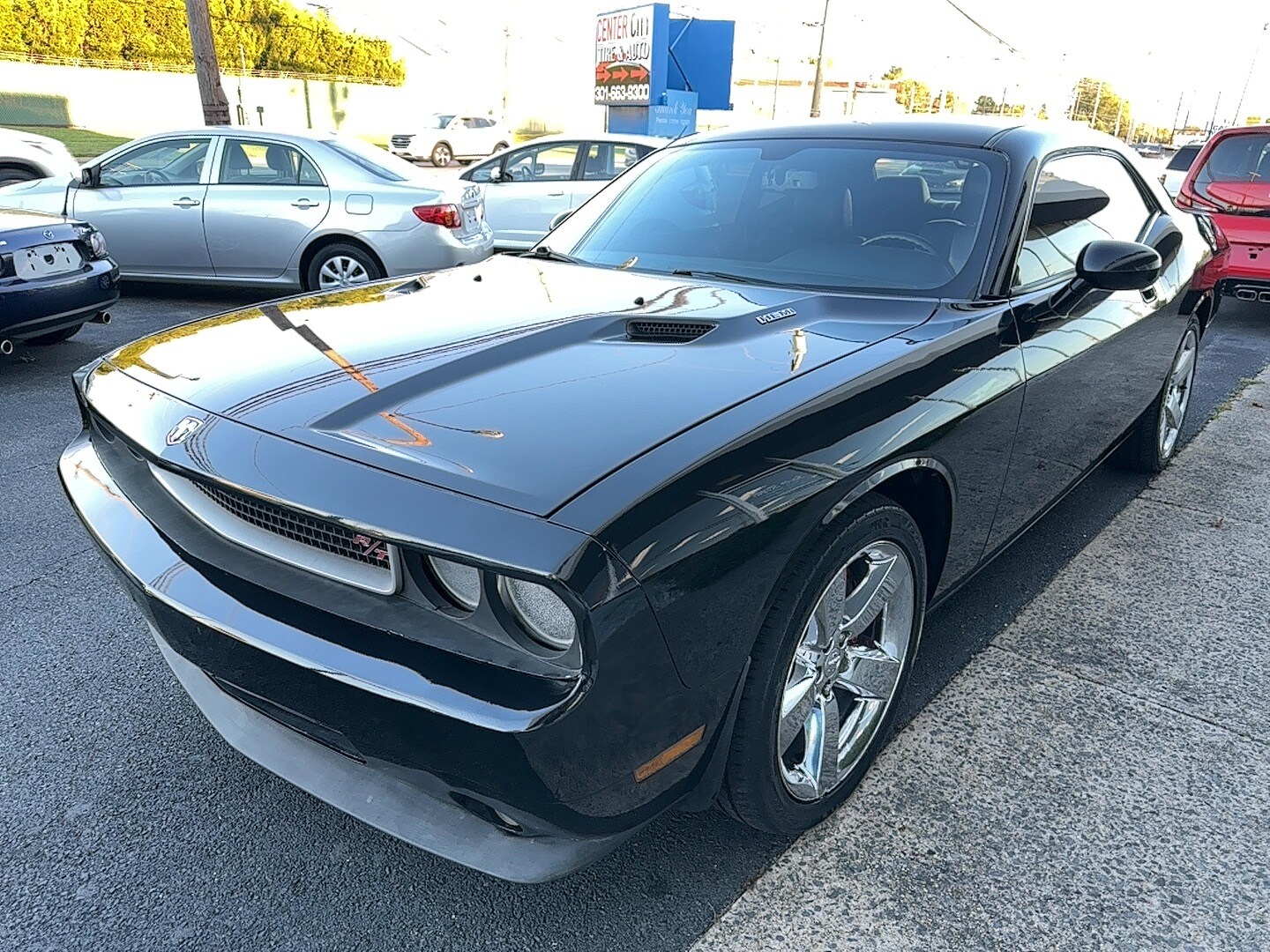 2010 Dodge Challenger R/T photo 4