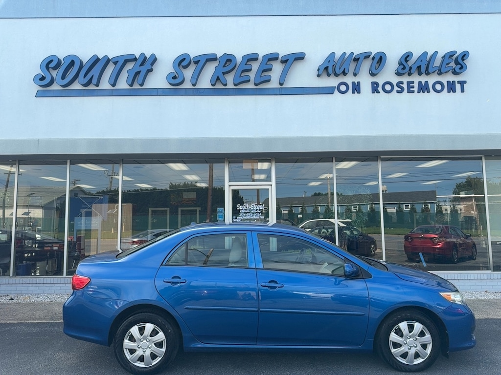 Used 2009 Toyota Corolla LE Sedan
