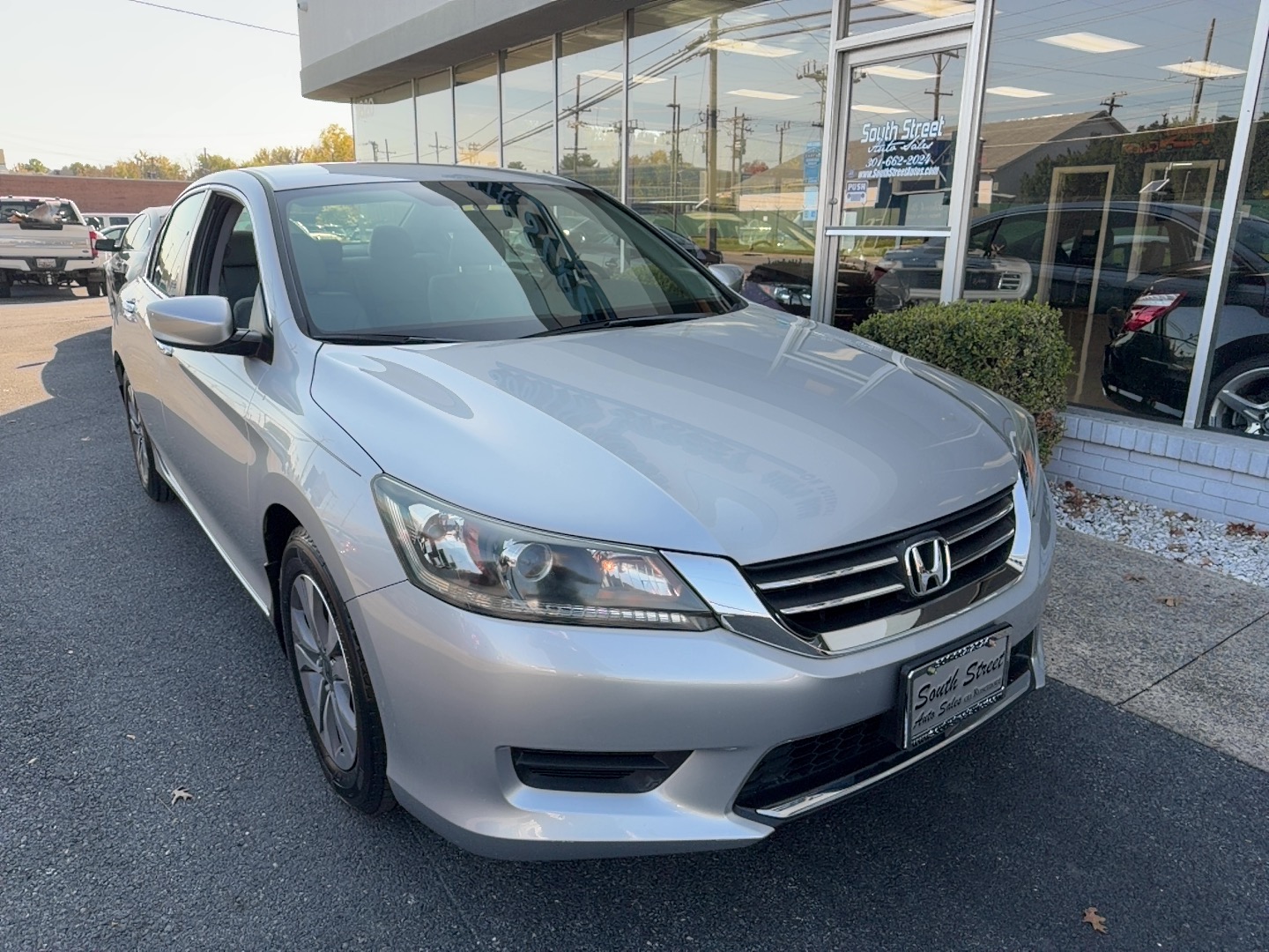 Used 2014 Honda Accord LX Sedan