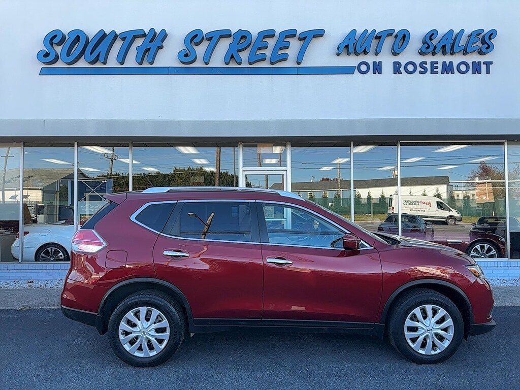 Used 2016 Nissan Rogue S SUV