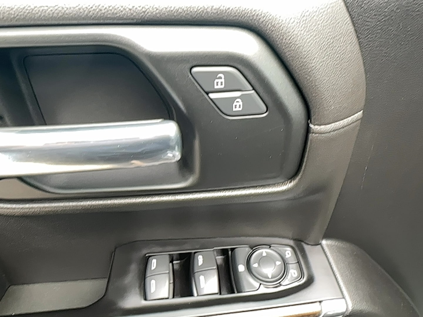 2019 Chevrolet Silverado 1500 RST - Photo 15